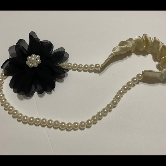 Flower headband - Picture 2 of 6